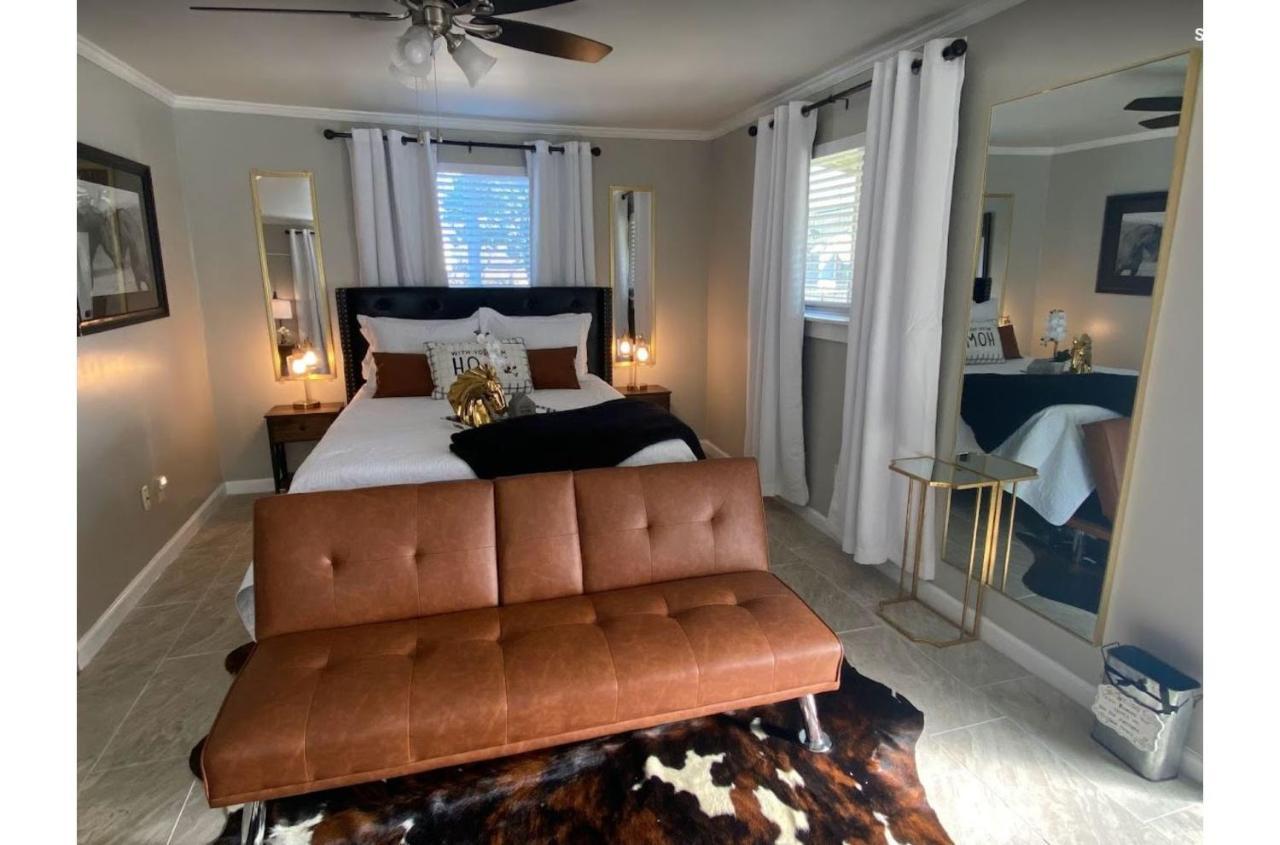 Stunning Cozy Downtown Gasthof *